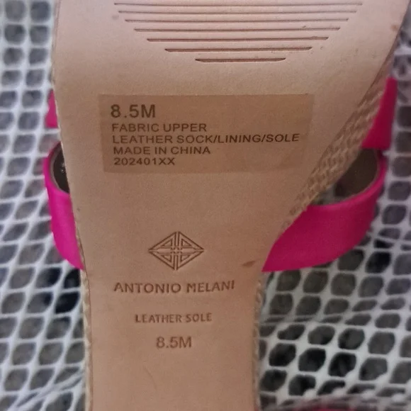 Antonio Melani Bindi Satin Bow Raffia Platform Sandals - Picture 6 of 9